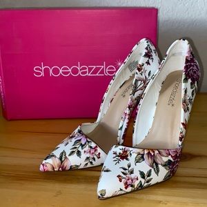 Shoedazzle Heels size 8 Floral